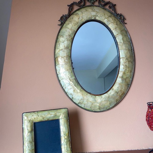 Vintage mirror and frame used in excellent condition