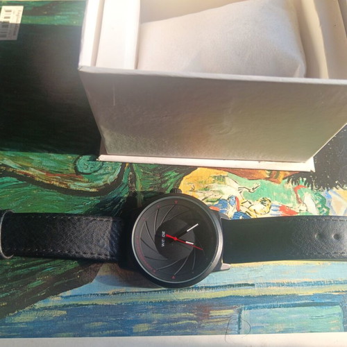 Weide men's watch like new, waterproof, black leather strap