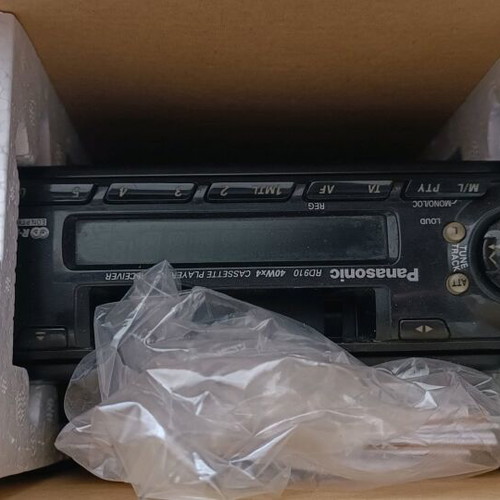Panasonic RD910 car stereo