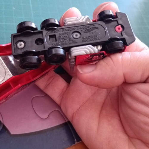 Νταλίκα Hot Wheels Semi Rodger Dodger σε κλίμακα 1:64 σαν καινούργιο