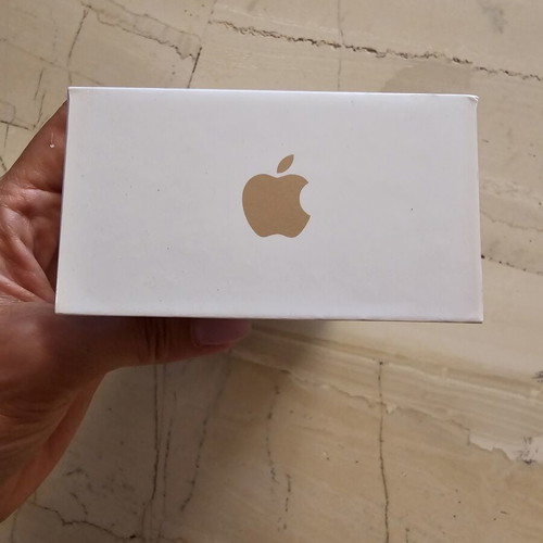 iPhone 6s box like new, only box