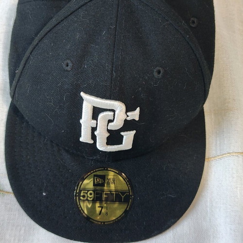 New Era 59FIFTY Perfect Game hat like new, size 7 1/8, black
