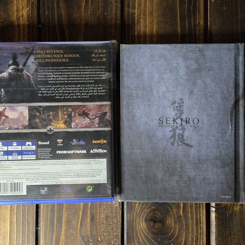 Sekiro Shadows Die Twice PS4 game and artbook