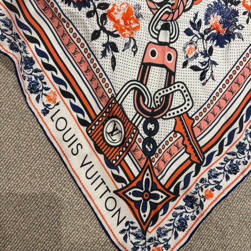 Louis Vuitton triangular scarf new with authentic box