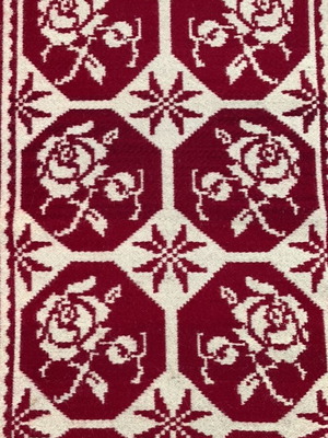 Handmade woven rug set like new, large and small sizes