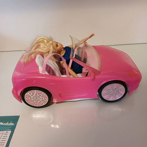 Barbie cabrio car like new