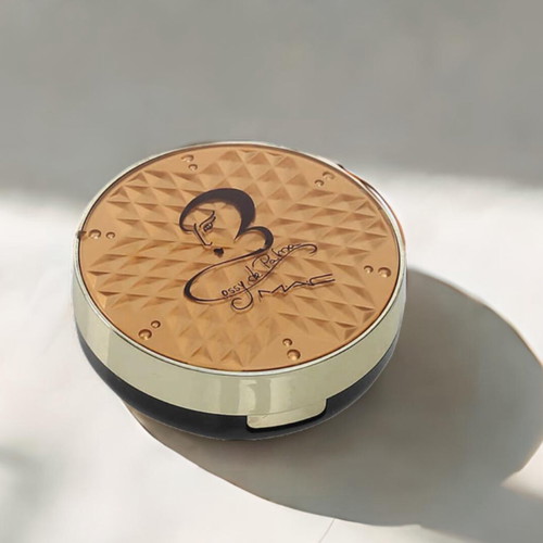 MAC special edition powder new, available in 3 colors