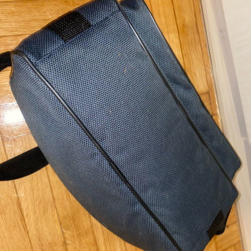 Camera carrying bag like new
