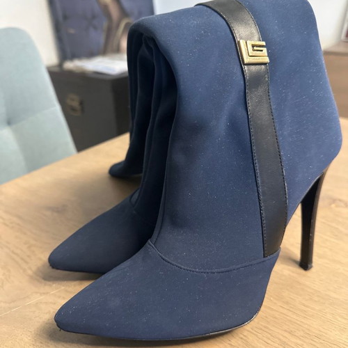 Guy Laroche boots used, size 39, blue