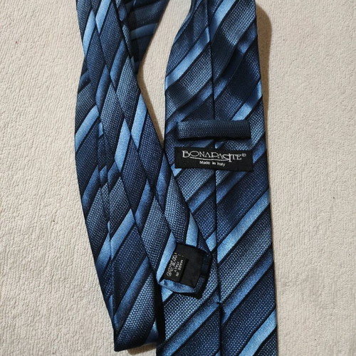 Blue tie with patterns like new, made in Italy
