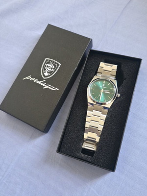Men's wristwatch, silver
