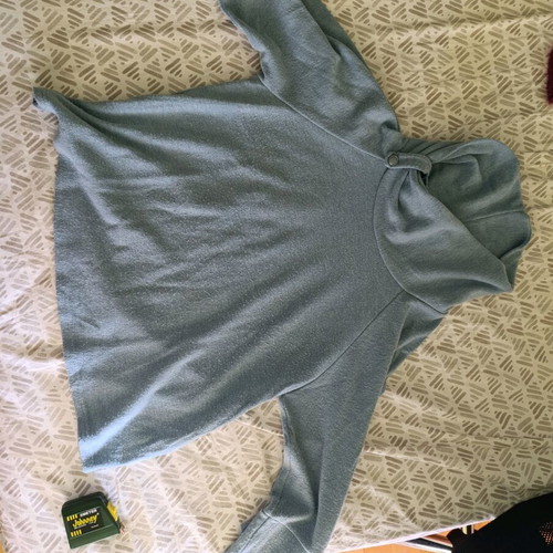 Women's blouse like new, size M