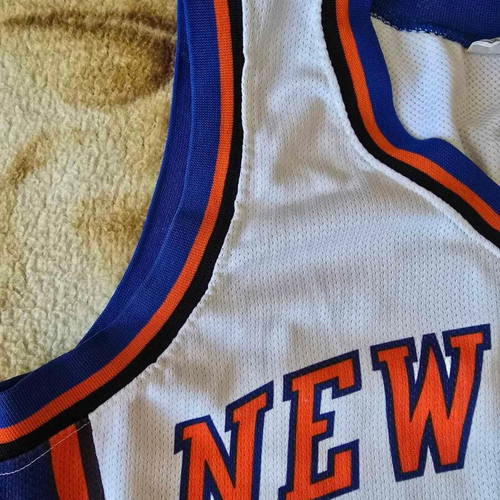 Champion New York Knicks Latrell Sprewell 8 Jersey size M used