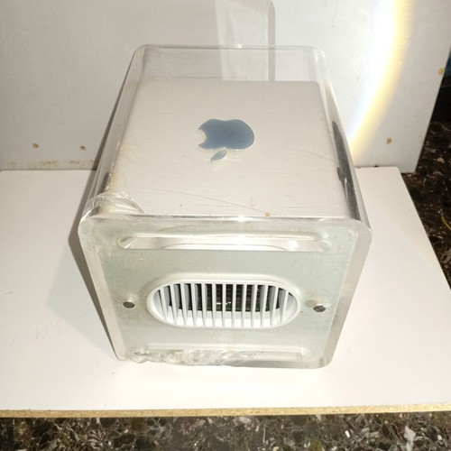 Apple computer 2000 used