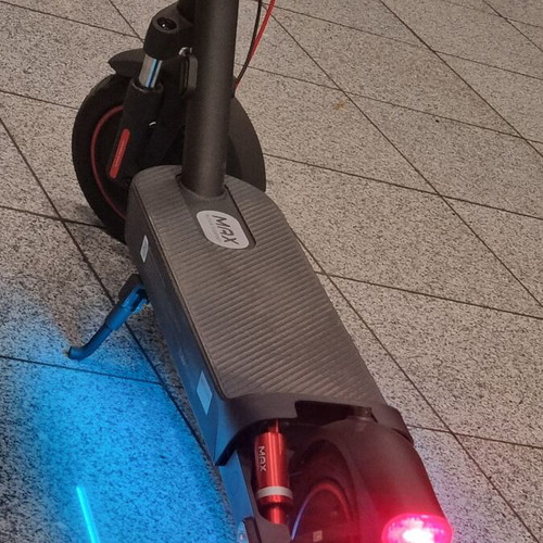 Ηλεκτρικό πατίνι Xiaomi Electric Scooter 5 Max μεταχειρισμένο με 2200 χλμ και 63 κύκλους μπαταρίας