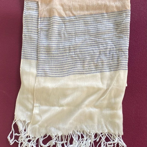 Scarf like new, 61x1.70cm, white and grey
