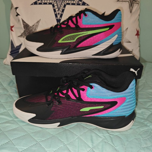 Puma Dagger basketball shoes new, black with fuchsia and blue details