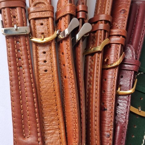 Luxury leather watch straps set of 8, like new, 18 mm and 20 mm