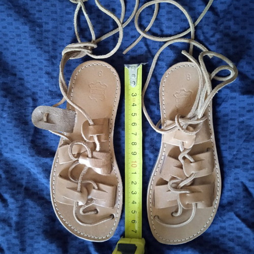 Children's leather sandals size 28-29 like new, gladiator style