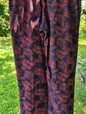 Diane Von Furstenberg Pants like new, size S 36, colorful