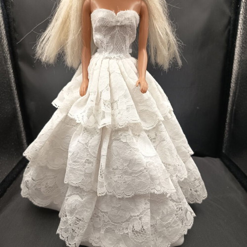White wedding dress for fashion dolls, vintage style