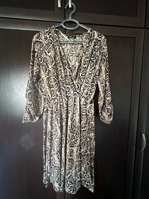 Wrap dress new, Secret, black and beige