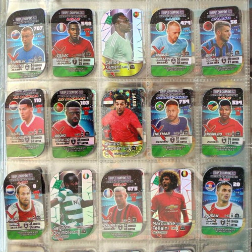 Complete album with European football magnetic metal tags, foil