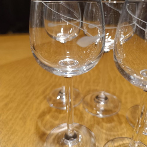 Set of 6 liqueur glasses used with engraved leaf design