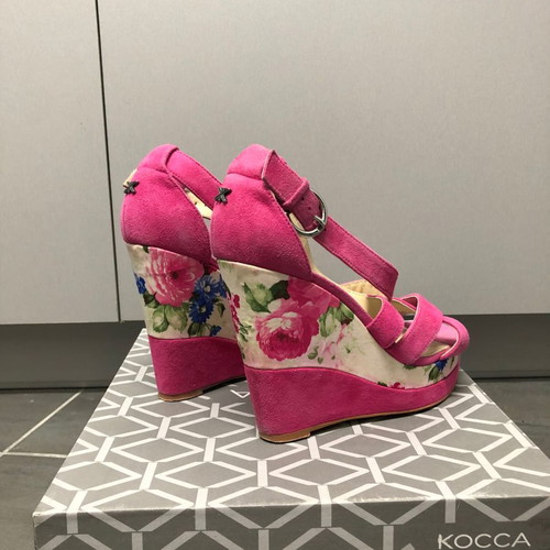 Kocca platforms used, fuchsia suede