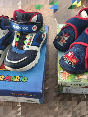 Αθλητικά μποτάκια Geox Super Mario μέγεθος 24 με δώρο χειμωνιάτικα παντοφλάκια Comfy