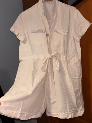 Beige jumpsuit with shorts size M