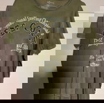  Napapijri T-Shirt Medium Έχει μία μικρή τρύπα στο ένα μανίκι Σε καλή κατάσταση. Τιμή 15 Ευρώ
