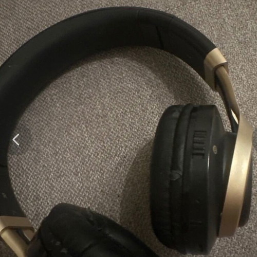 Crystal audio wireless headphones used, black