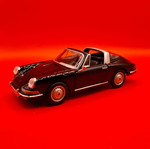 Porsche 911 1967 Bburago miniature new, scale 1:32