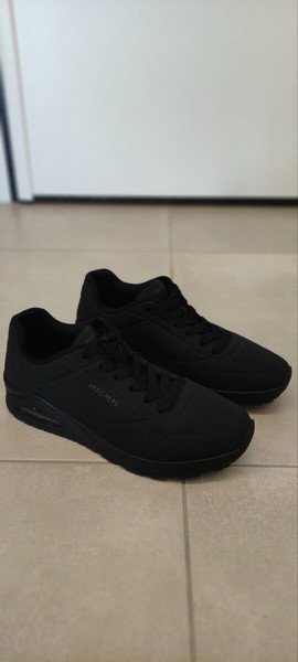 Skechers 43
