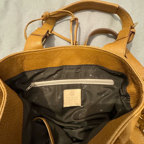 KEM leather tote bag in tan color like new, crossbody style