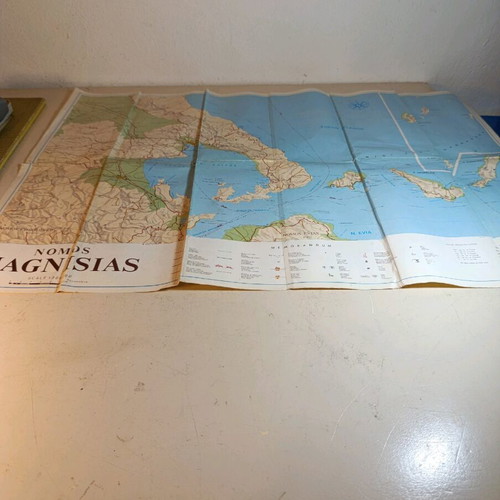 Volos - Magnisia map used with brief history in three languages