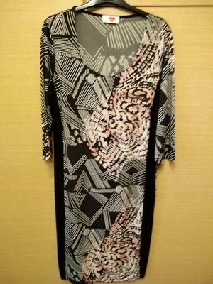 Dress like new, elastic, knee-length, size M/L