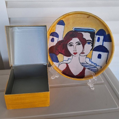 Handmade decorative set with metal plate and painted box