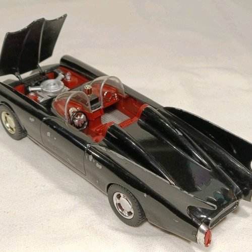 Batmobile Corgi 1969 vintage metal toy car used