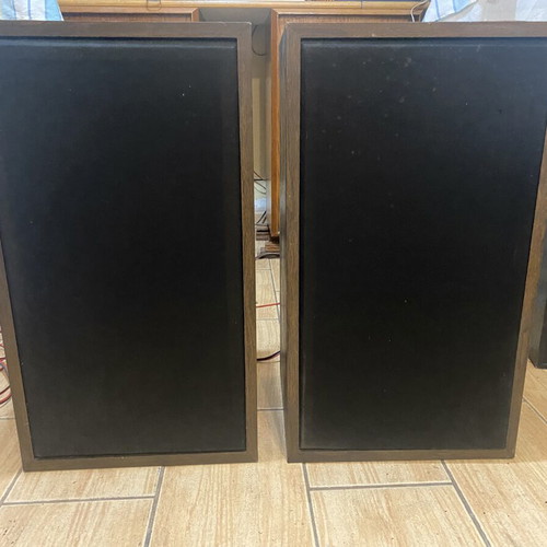 Pioneer Project 100A vintage speakers pair with 10” woofer used