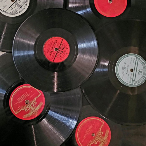 Patefonio portable gramophone used, Soviet vintage with 20 vinyls and needles