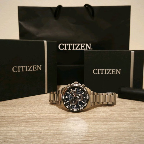 Citizen Promaster Land Eco-Drive CB5034-82L watch like new
