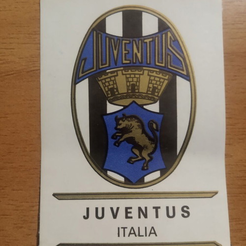 Panini Badges Football Clubs 1975 Juventus number 153 used badge