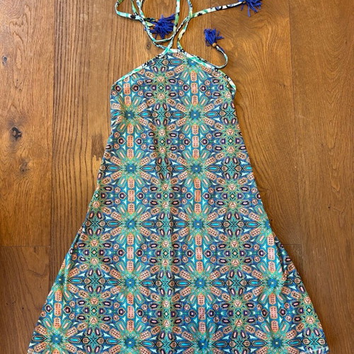 Beachwear dress new, size Small, multicolored