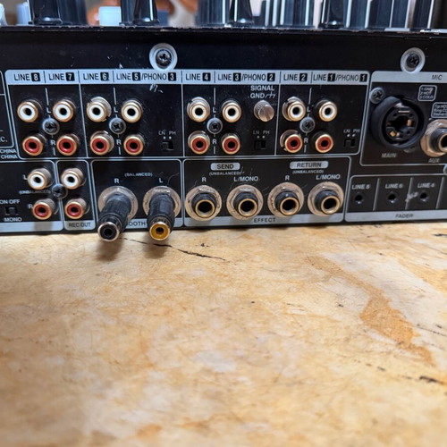 DNX1100 DJ μίκτης σαν καινούργιο