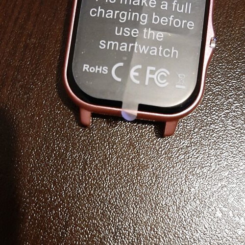 Smartwatch pink color new with metal case and multiple functions