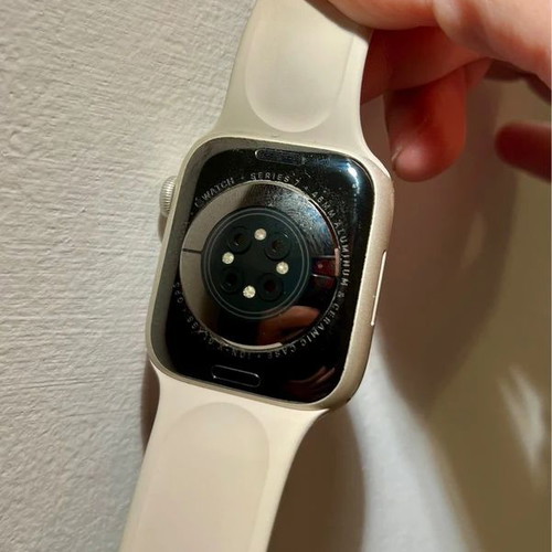 Apple Watch Series 7 GPS 45mm Starlight with charger and strap