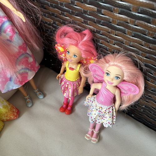 Barbie Vespa with 6 Barbie dolls and pony with 3 Chelsea dolls like new