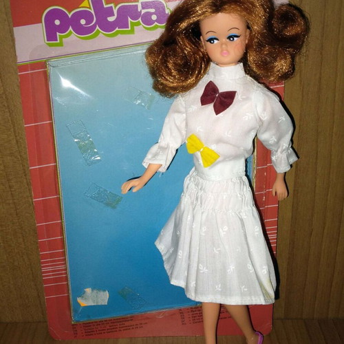 Petra doll 1975 like new with red hair and outfit